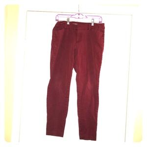 Old Navy Pixie Pants in Burgandy